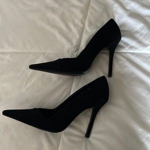 Zara Black Pumps